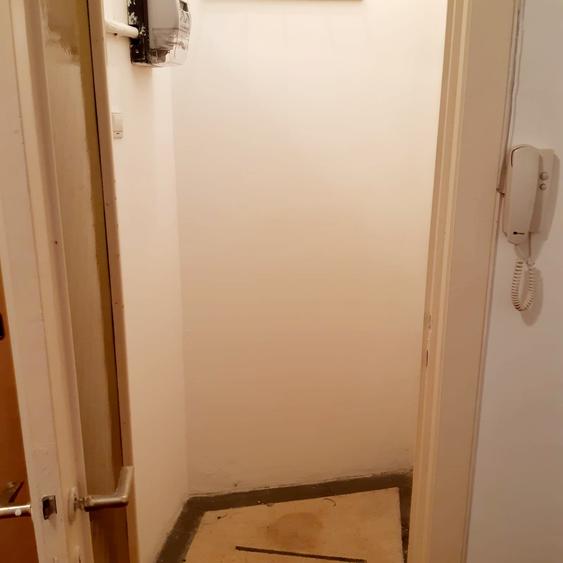 Garsoniera 16 mp Bd. Carol - Izvorul Rece bloc risc seismic 1 - 13