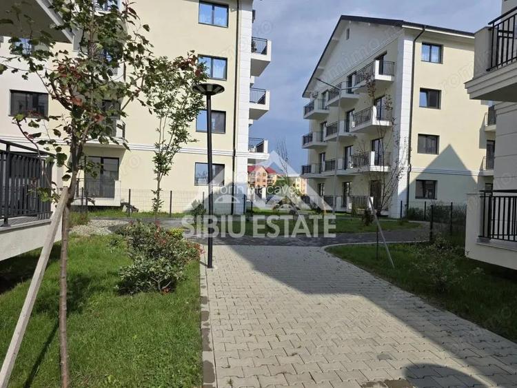Apartament 2 camere 54 mp, balcon 8 mp si propria GRADINA de 36 mp