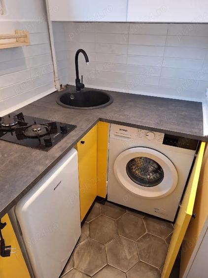 Vand garsoniera in zona semicentrala - 1