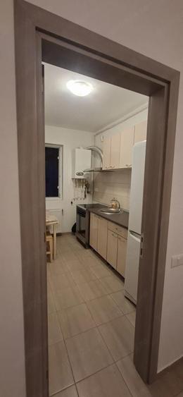 Proprietar inchiriez Garsoniera decomandata - 2