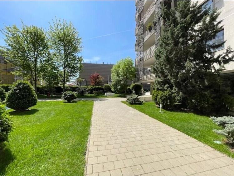 VANZARE 3 CAMERE COMPLEX LIZIERA - VEDERE PADUREA BANEASA! - 4