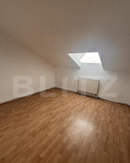 Casa individuala, 7 camere, 217 mp, 624 mp teren, zona Frate - 7