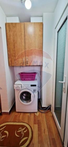 De inchiriat- Apartament 2 camere -Calea Aurel Vlaicu, Etaj 3 cu lift - 10