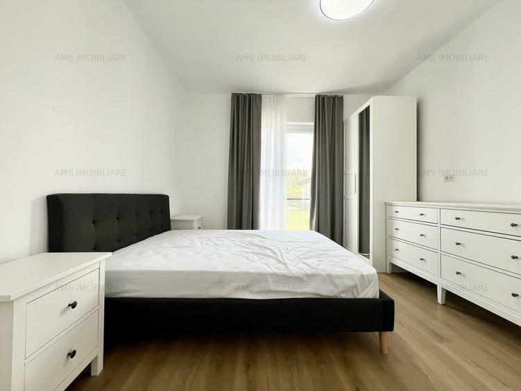 SUPERB / GRADINA GENEROASA / LOC PARCARE - 11