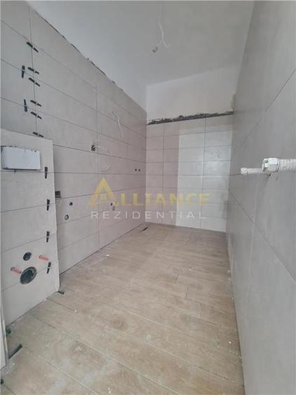 Young Residence 2 cam 64 mp la 10 min metrou - 6