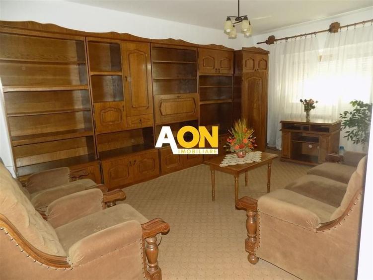 Apartament 3 cameredecomandat sub Stadion - 1