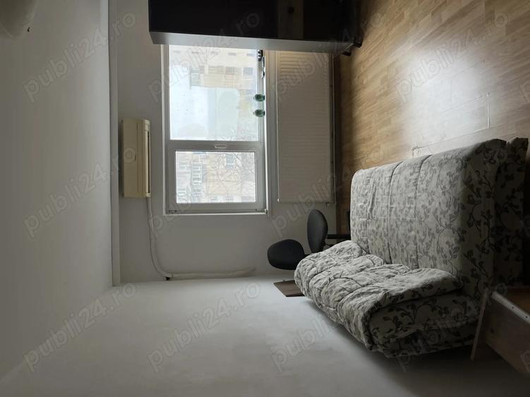 Inchiriez ap decomandat, 2 camere nemobilat, etaj 3 4, Faleza Nord, vedere la mare - 6