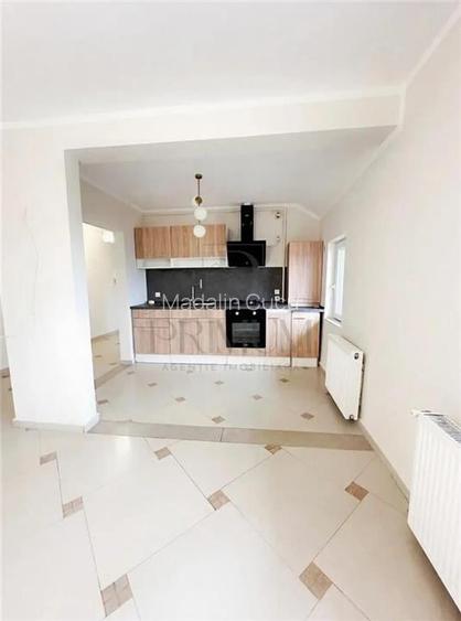 SAGULUI - 3 CAM - 2 BAI - 2 TERASSE - POD - CENTRALA -RENOVAT SAGULUI - 3 CAM - 2 BAI - 2 TERASSE - POD - CENTRALA -RENOVAT