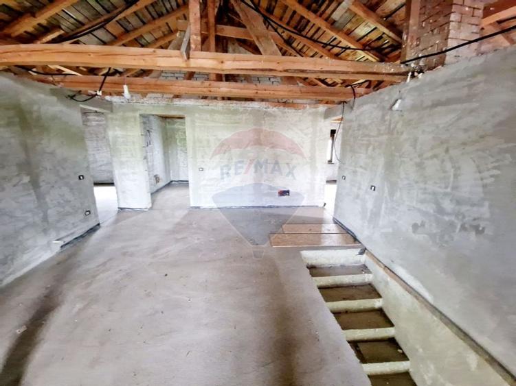 Casă spațioasă S+P+1E+M și teren generos 1664 mp - 23