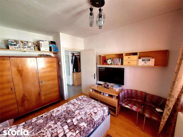 3 camere,decomandat, CENTRU - Str. Victoriei, etaj 3 - 19