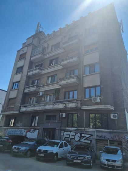 Oportunitate de Investiție: Apartament  cu potențial de impărțire în 2 unitati - 4