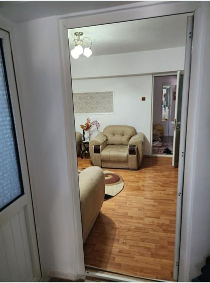Vand apartament cu 3 camere, ultracentral. - 2