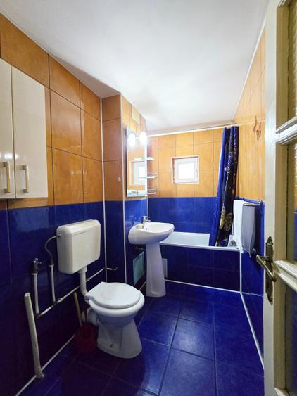 Apartament 3 camere, etaj 1- zona Micalaca - 9