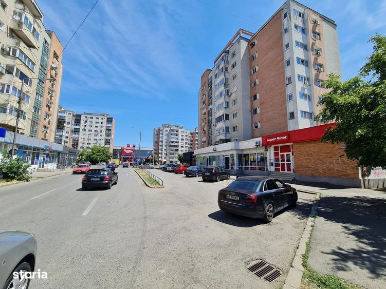 Vand Spatiu Comercial zona Fortuna 2 intrari, 250 mp utili.Comision O. - 7