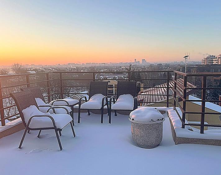 Fully detached family apartment | 242 sqm usable | 92 sqm living/ 41 sqm terrace - 1