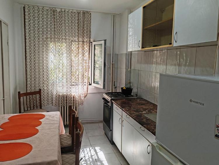 Apartament 2 camere in Ploiesti, zona Mihai Vitezul - 12