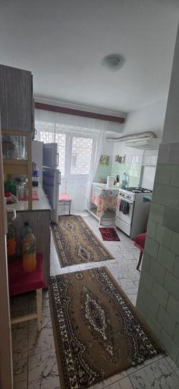 Vand apartament cu 2 camere, decomandat - 6