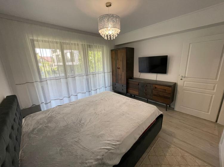 Decomandat - 2 Camere - Parcare - Prima inchiriere - CUG - 1