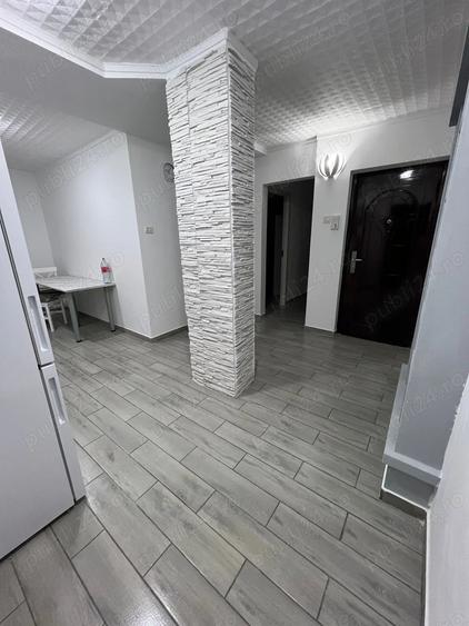 Inchiriez apartament cu 3 camere decomandat - 6