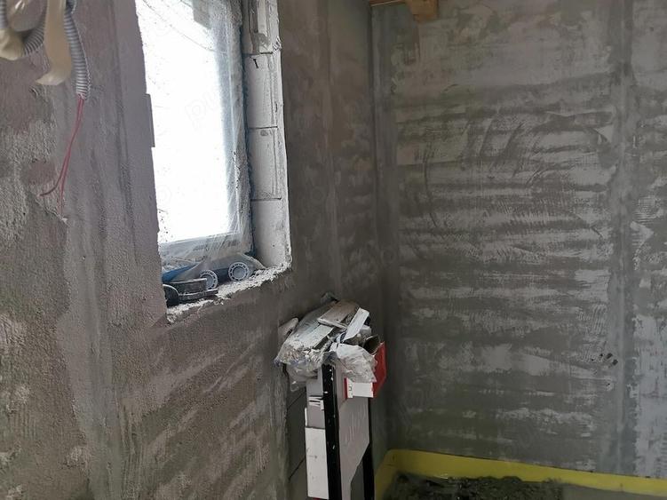 Vand casa la gri Popricani - 2