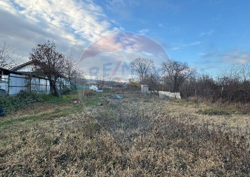 Teren 2636 mp in Padureni /Jari?tea - 1