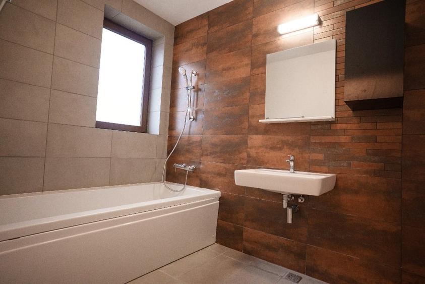 Vanzare vilă Buftea Lac - 9