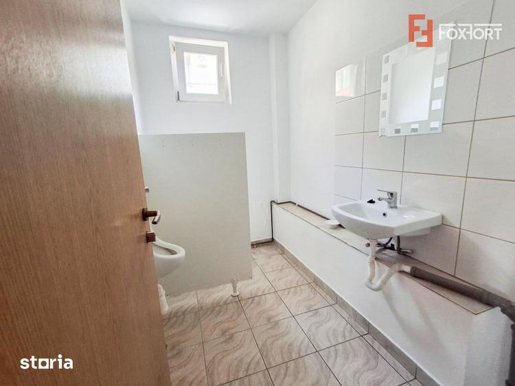Apartament cu 3 camere nedecomandat, mobilat în Steaua