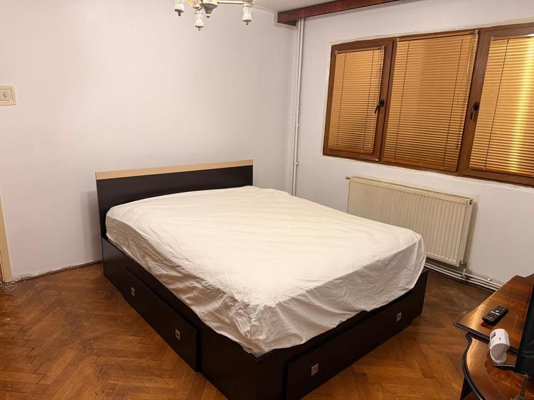 Apartament cu 2 camere în Podu Roș