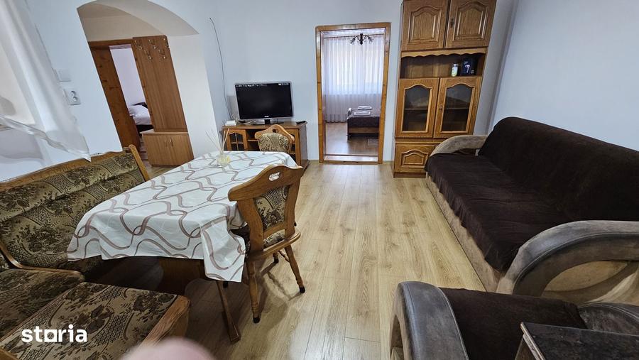 Casă cu 4 camere cu Teren 500 Mp în Iosia