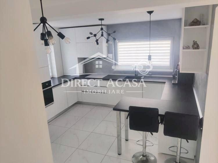 Duplex cu 3 camere cu Canalizare în Budiu Mic
