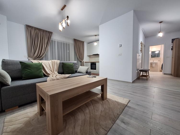 Apartament cu 2 camere decomandat, mobilat în Aradului