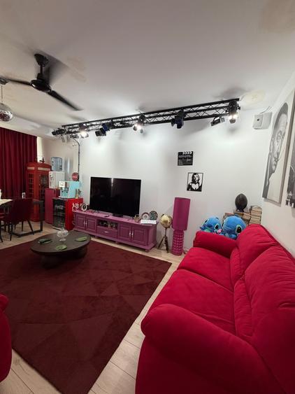Apartament cu 2 camere decomandat în Palas