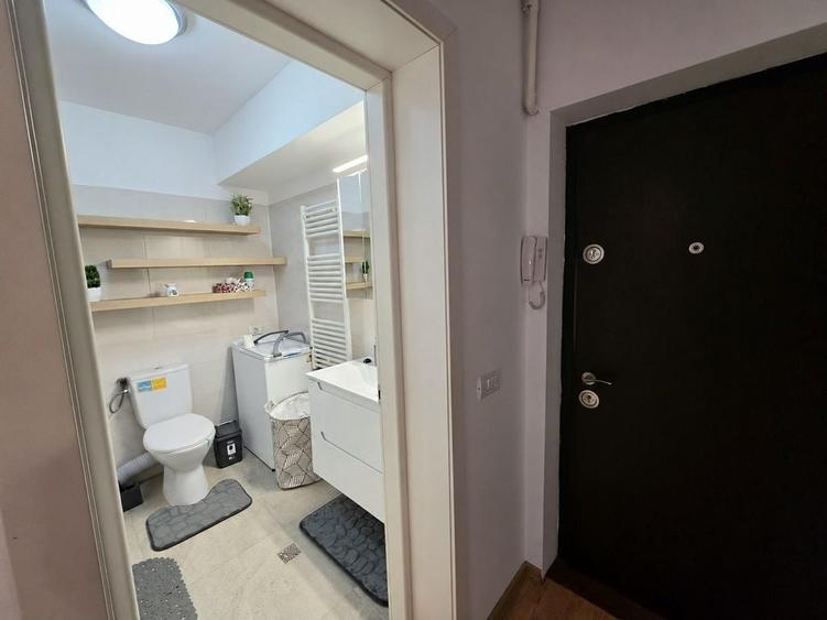 Apartament cu 2 camere în Păcii