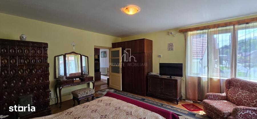 Casă cu 5 camere cu Teren 750 Mp în Central
