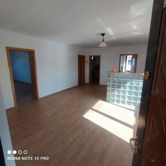 Casă cu 6 camere în Central