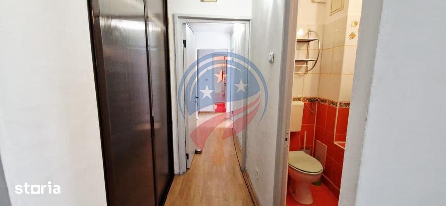 Apartament cu 3 camere decomandat în Lăpuș