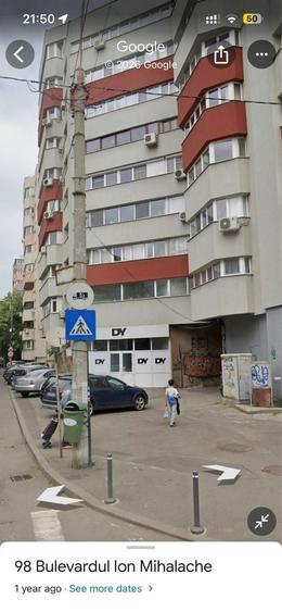 Apartament cu 3 camere decomandat în Exterior Vest