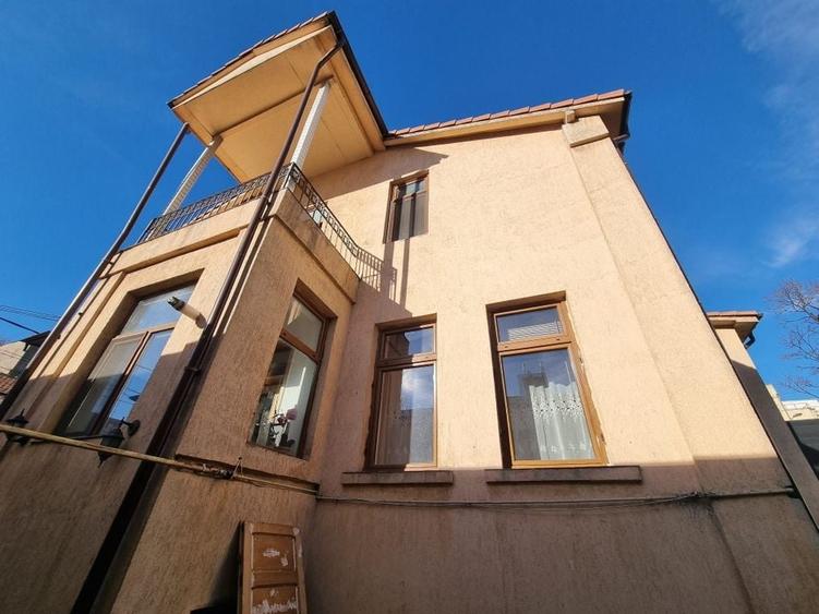 Ultracentral -vila din caramida D+P+M - 1