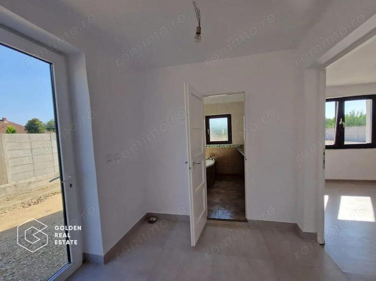 Teren 900 mp cu cladire de birouri pt depozit, parc auto, centru logistic, etc - 6