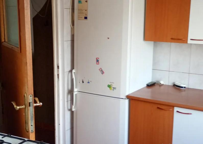 Inchiriez garsoniera Pite?ti, Gavana - 4