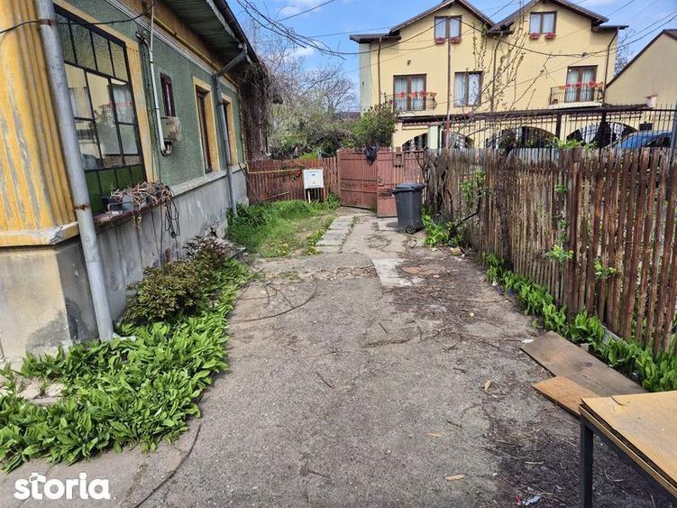 Vand teren ultra central cu casa ce necesita renovari - 5