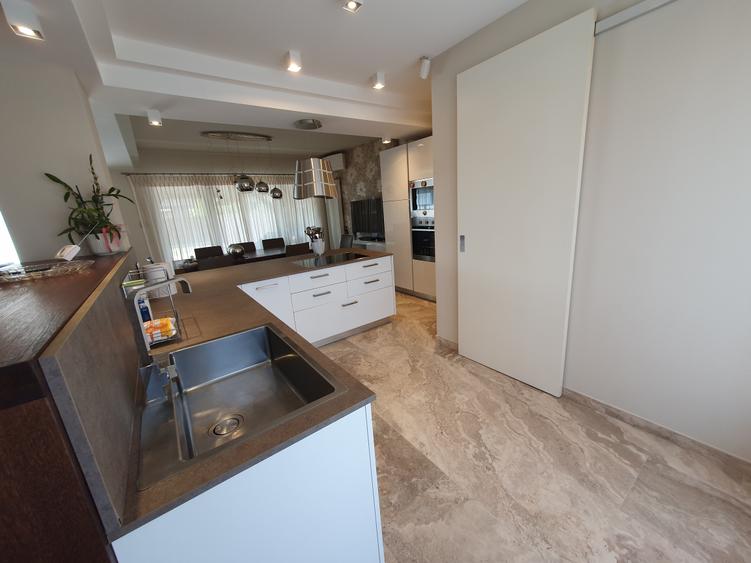 VILĂ complet utilata Central Via Carmina, Arad (comision 0) - 3