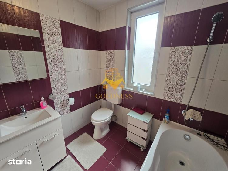 Casă cu 4 camere cu Teren 200 Mp în Florești