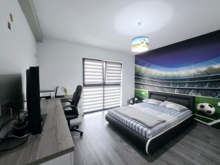 Gata de mutare - mobilata si utilata - str asfaltata - iaz cu pesti - 4 camere - 12