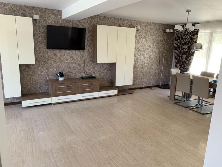 Casă cu 4 camere cu Teren 1000 Mp în Central