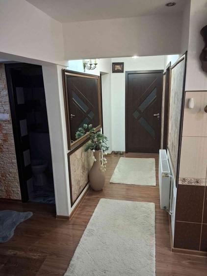 Apartament de lux 3 camere doua bai etajul 1 - 7