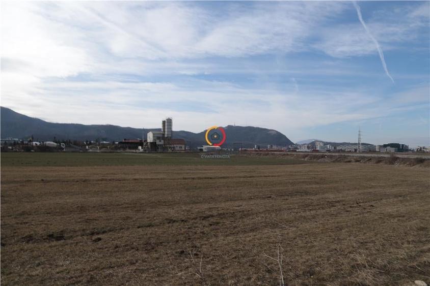 Teren  pentru constructii industriale 4.800 mp - 10