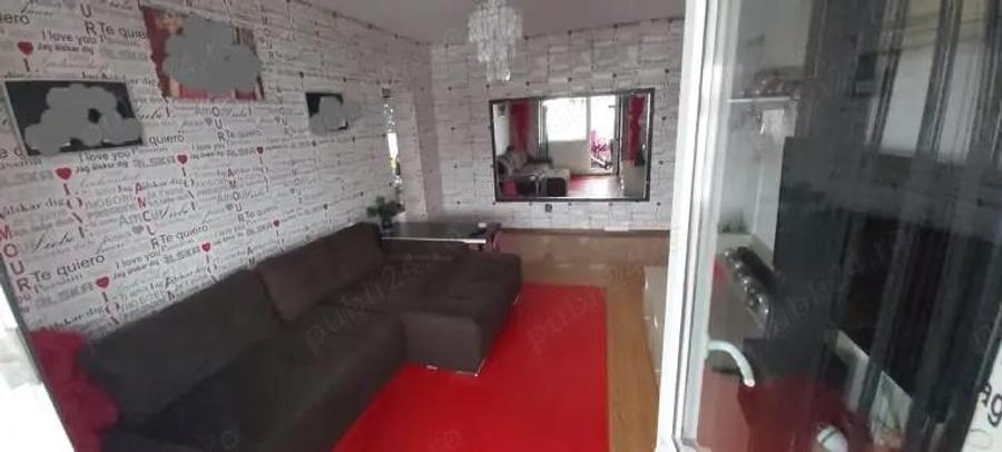 Vand urgent apartament 3camere zona ultracentrala - 2
