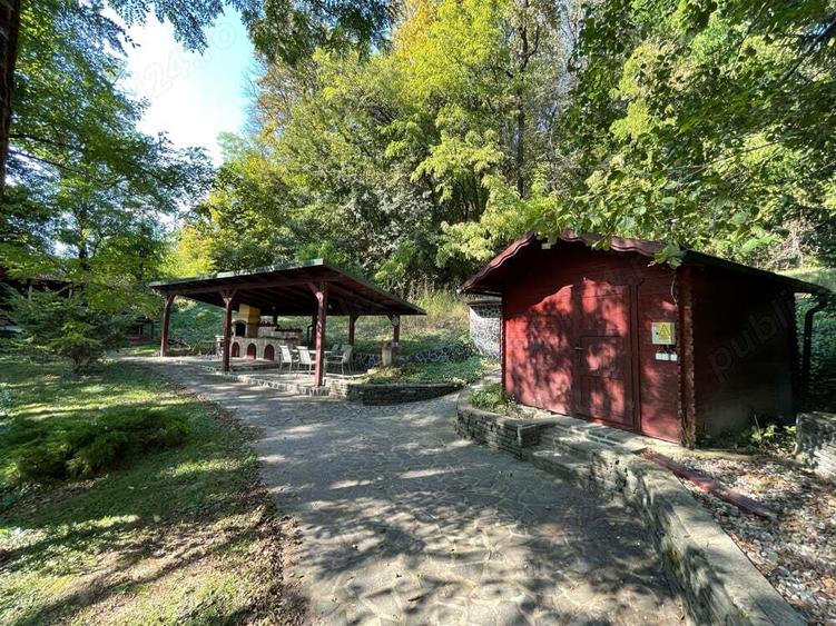 Proprietate deosebita in Ocolis - 8