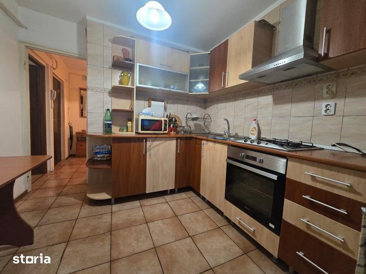 Apartament cu 3 camere decomandat în Frumoasa